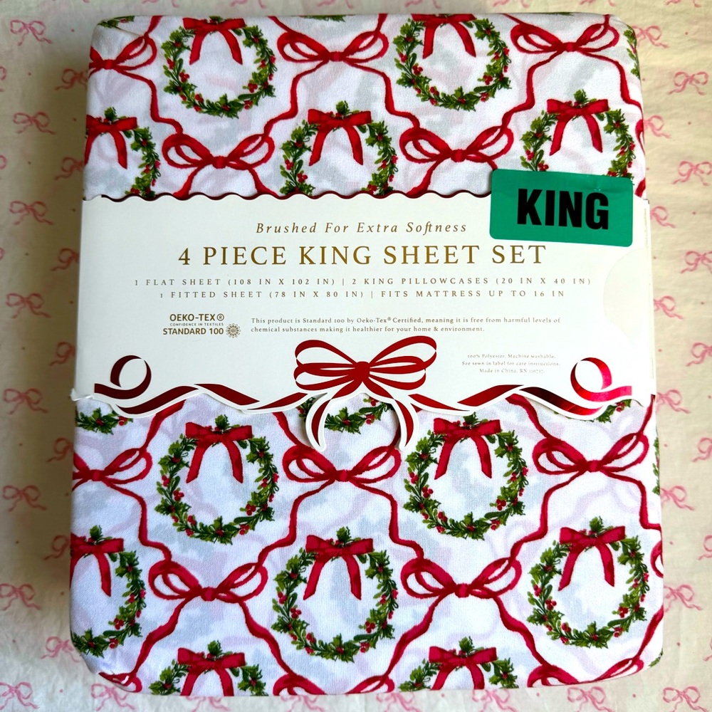 NWT - Boundary Bow and Wreath Sheet Set - King
